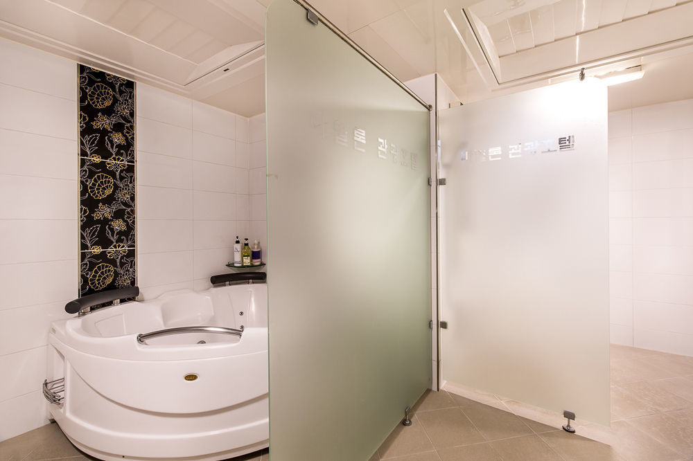 Hotel Tirol Séoul Extérieur photo