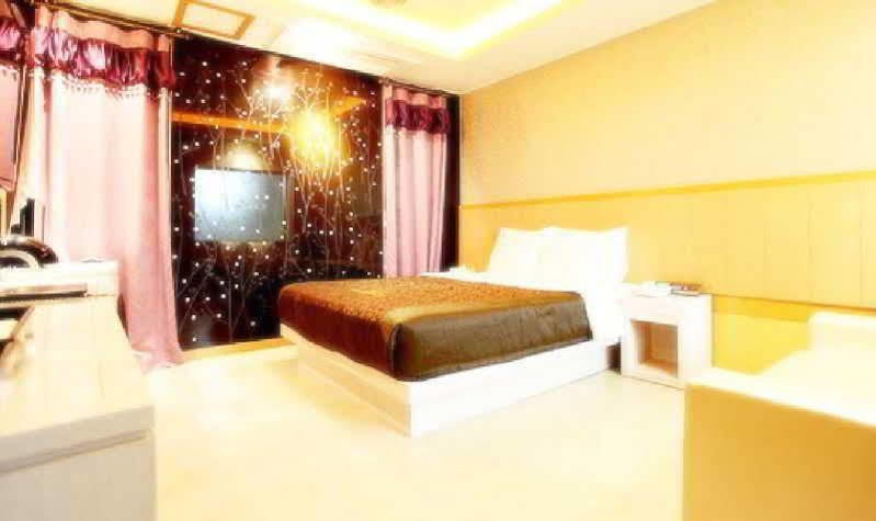 Hotel Tirol Séoul Extérieur photo